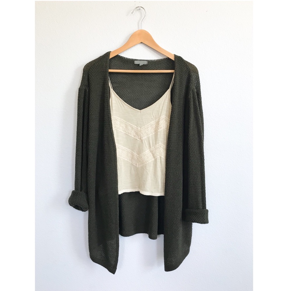 American Eagle lace beige tank top